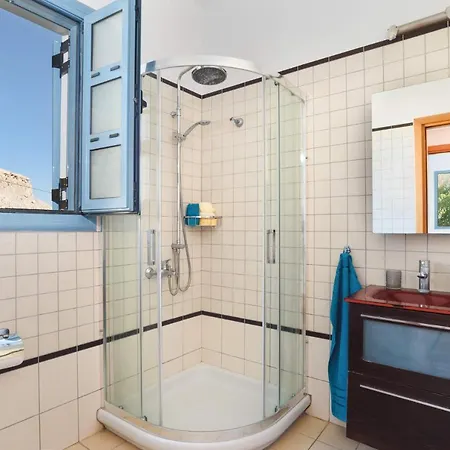 Villa Aqua Maris * لينثوس